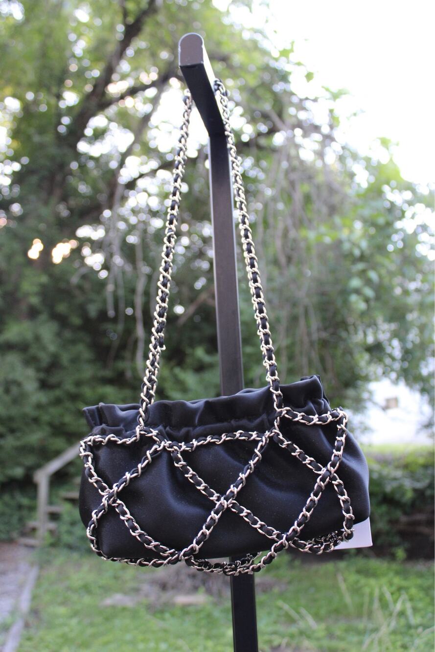 Urban Revivo Black Chain Shoulder Bag 🖤✨ | New With Tag